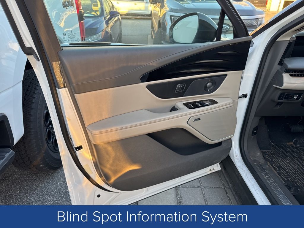 2024 Lincoln Nautilus Reserve