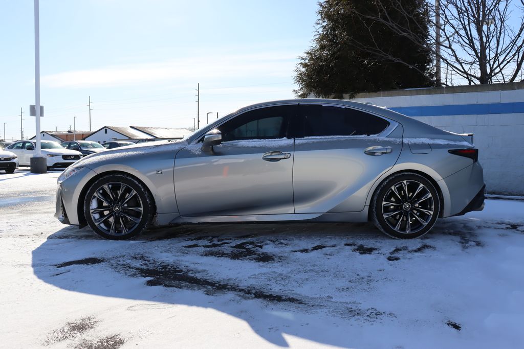 2021 Lexus IS 350 2