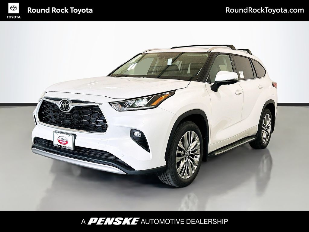 White (Wind Chill Pearl) 2025 Toyota Highlander SUV / Crossover All-Wheel Drive 8-Speed Automatic