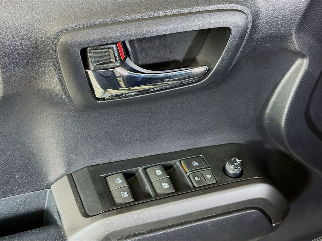 Used 2021 Toyota Tacoma Truck