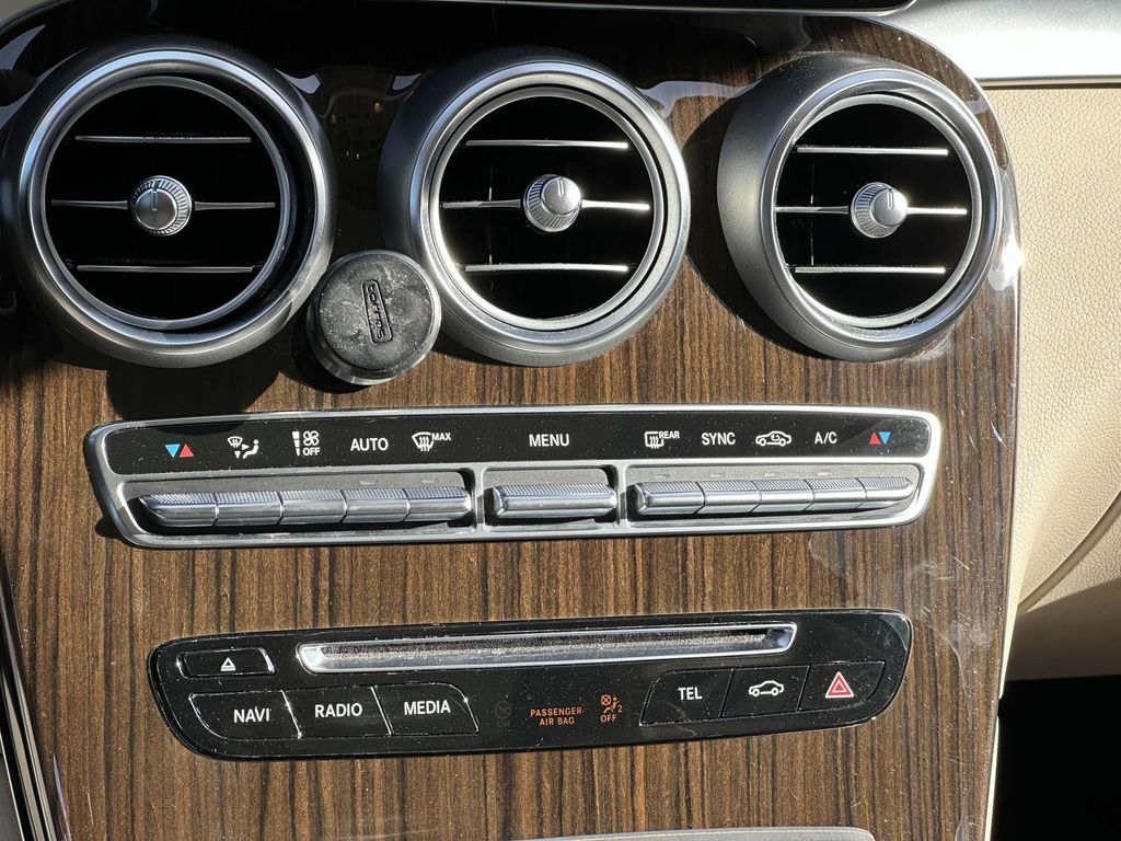 2016 Mercedes-Benz GLC 300 12
