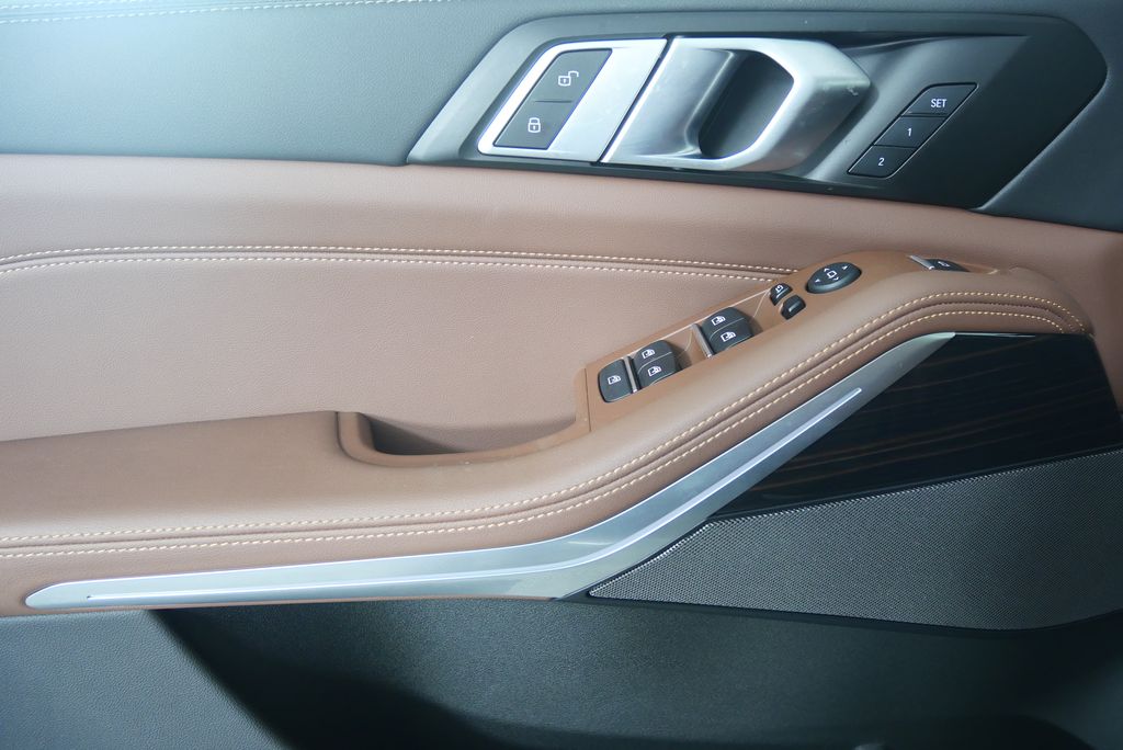 Thumbnail: 2025 BMW X5 - 9