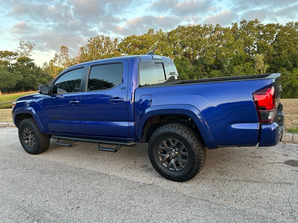 2023 Toyota Tacoma SR5 3