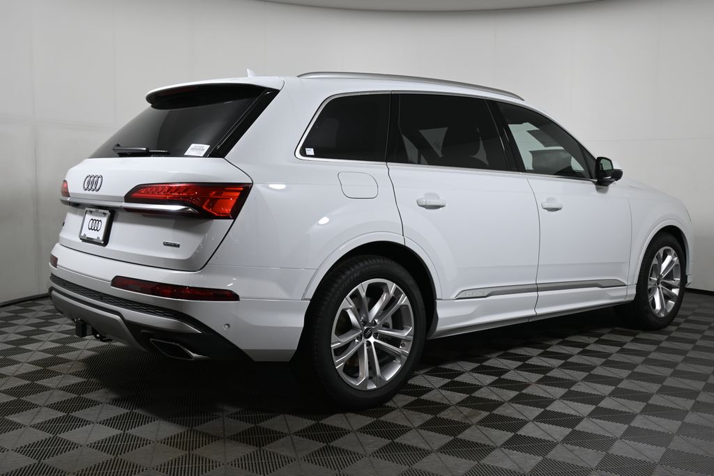 Thumbnail: 2025 Audi Q7 - 7