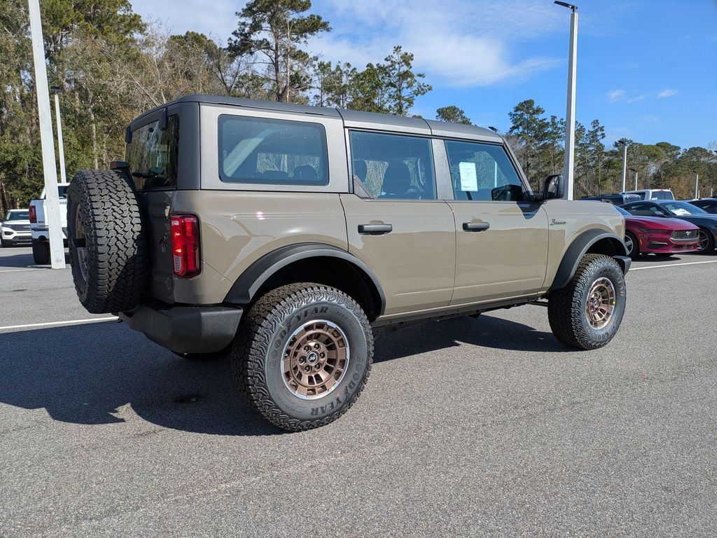 2025 Ford Bronco 