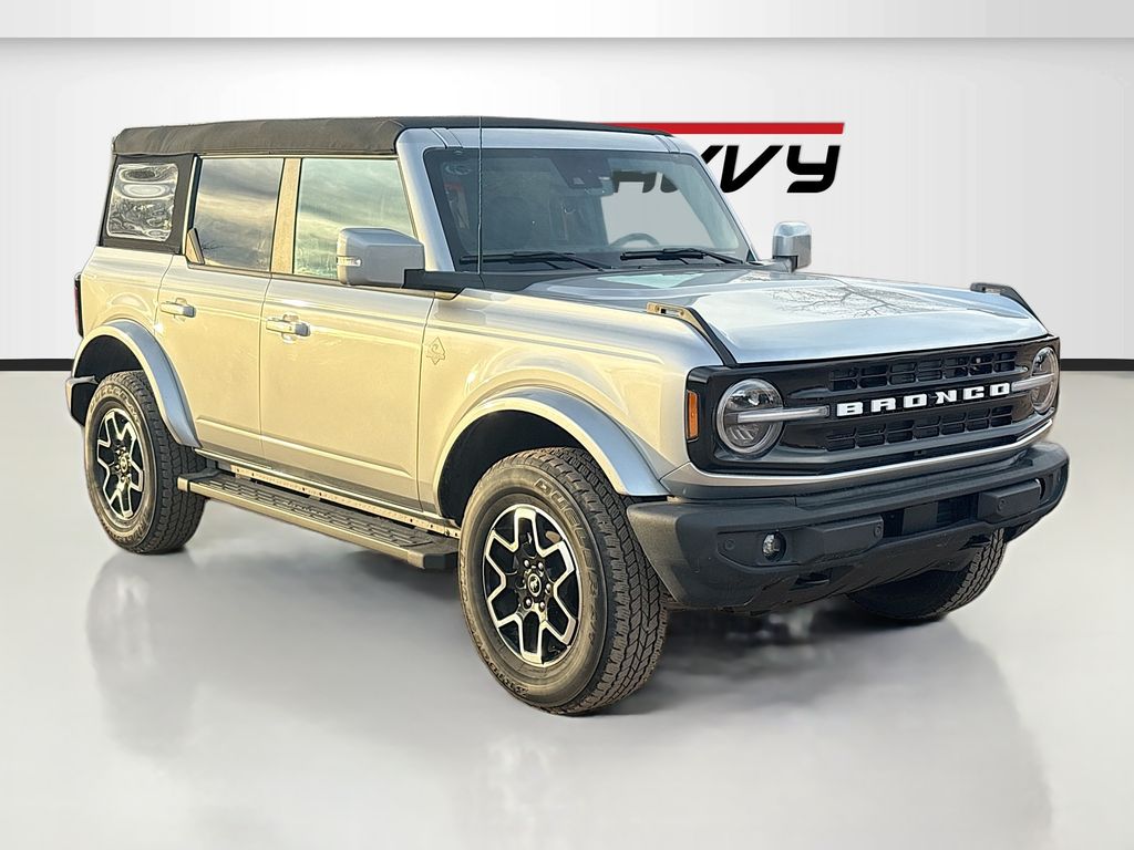 2024 Ford Bronco Outer Banks 4x4's photo