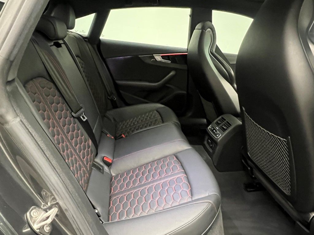 Thumbnail: 2021 Audi RS 5 - 16