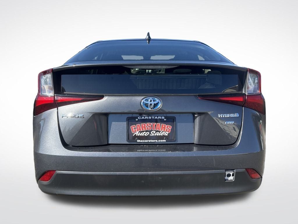 2022 Magnetic Gray Metallic Toyota Prius L FWD Hatchback