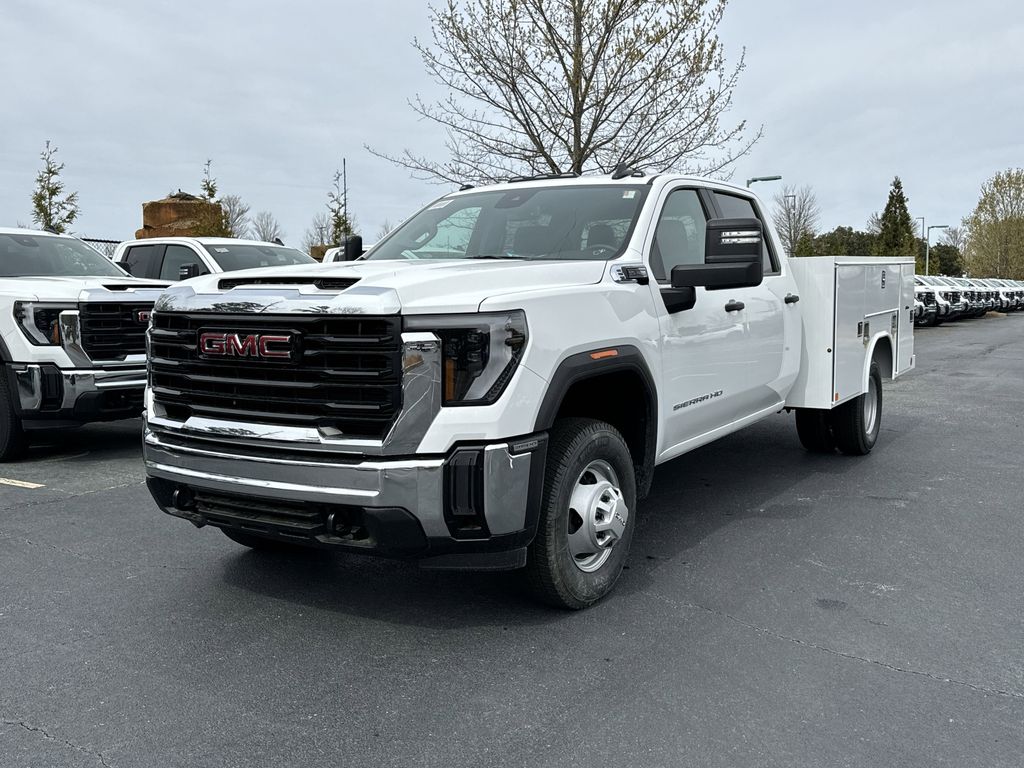 new 2025 GMC Sierra 3500HD car, priced at $52,118