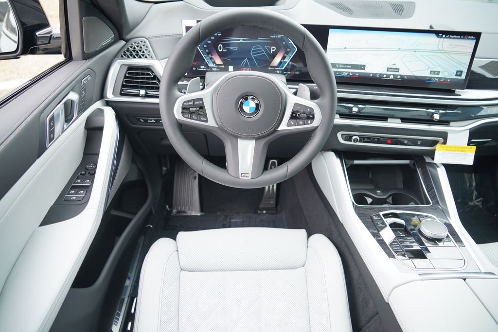 Thumbnail: 2027 BMW X6 - 14