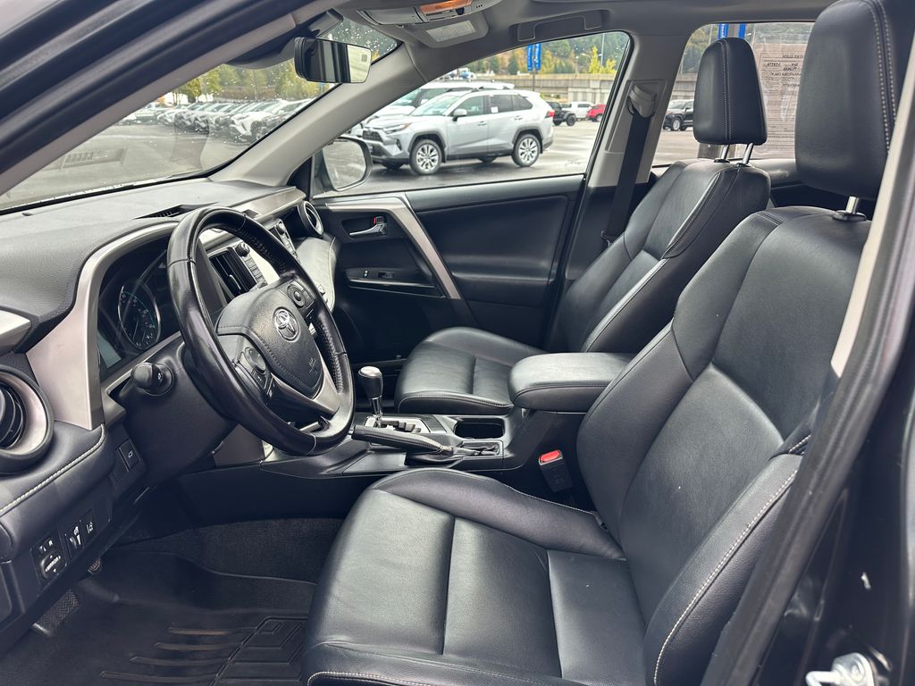 2016 Toyota RAV4 Hybrid Limited