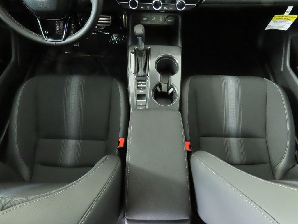 2025 Honda Civic Sport 17