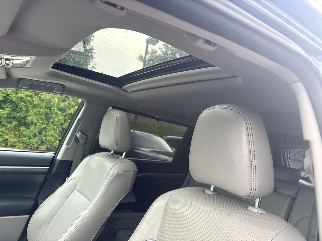Used 2017 Blue Toyota Limited image 14