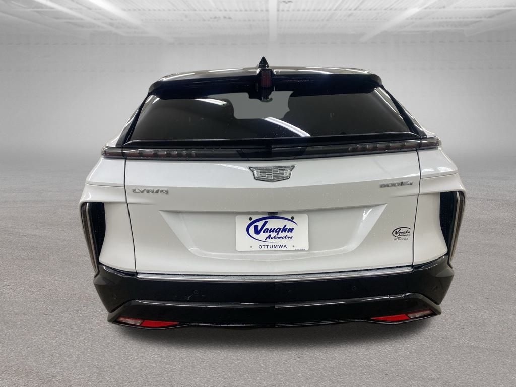 2025 Cadillac LYRIQ Luxury photo