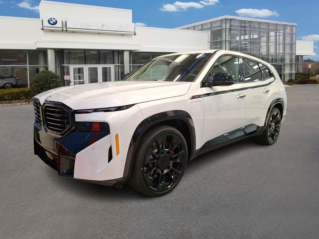 Mineral White Metallic 2026 BMW XM Label AWD SUV / Crossover All-Wheel Drive 8-Speed Automatic