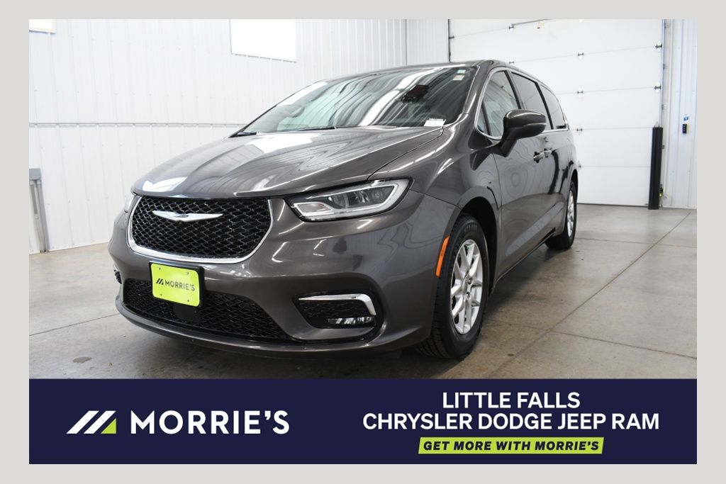 Gray (Granite Crystal Metallic Clearcoat) 2023 Chrysler Pacifica Touring L FWD Minivan Front-Wheel Drive 9-Speed Automatic