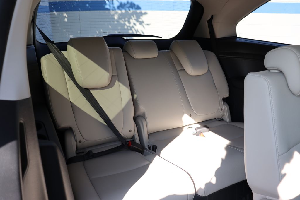 Thumbnail: 2026 Honda Odyssey - 15