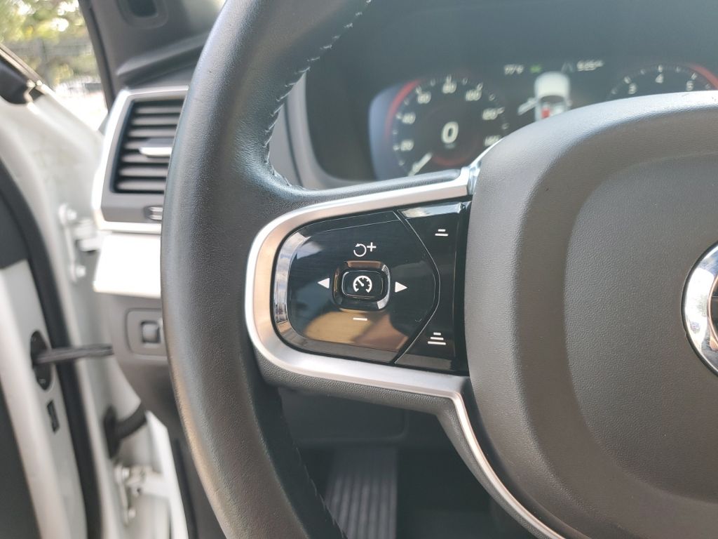 Used Car 2018 Volvo Xc90  T6 Momentum For Sale Under $20,000 In Austin, Texas