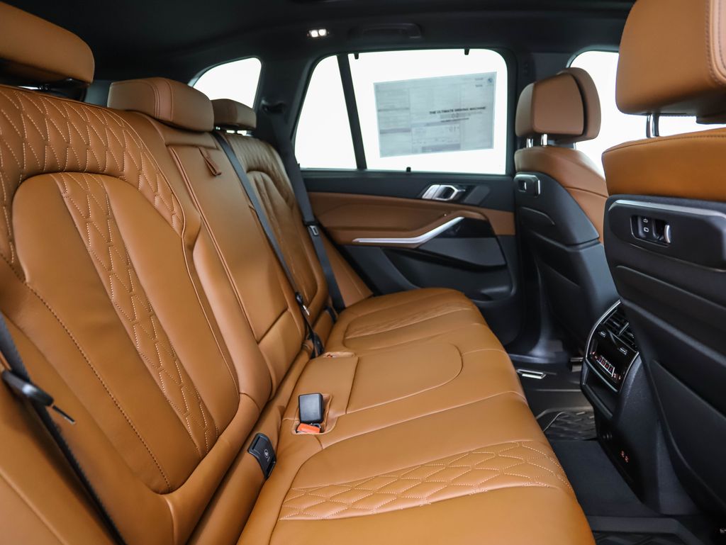 Thumbnail: 2026 BMW X5 - 27