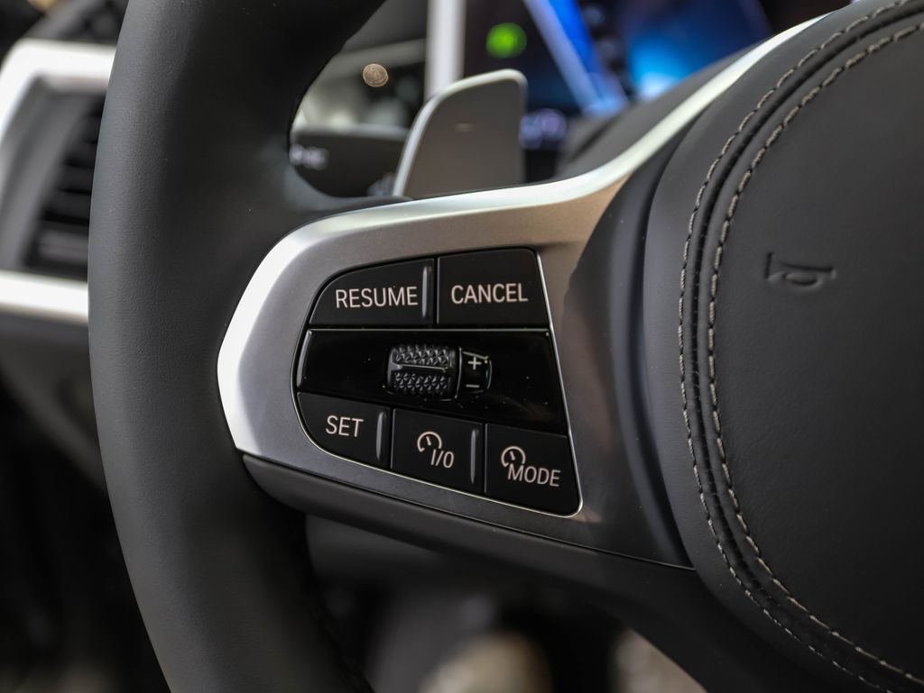 Thumbnail: 2026 BMW X5 - 12