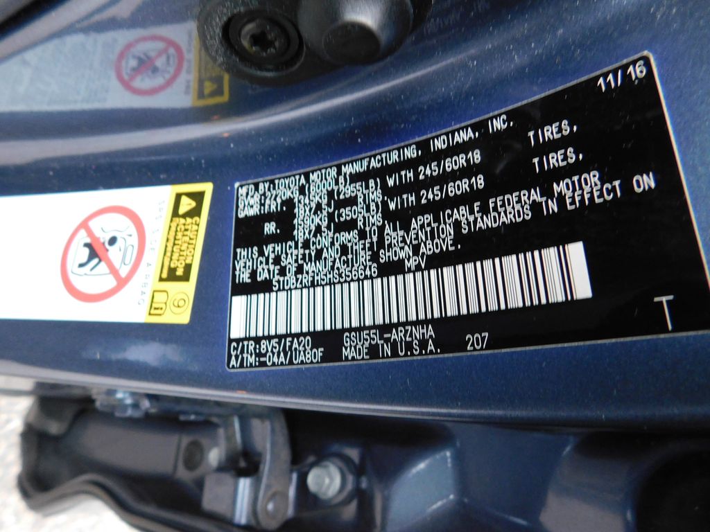 Thumbnail: 2017 Toyota Highlander - 11