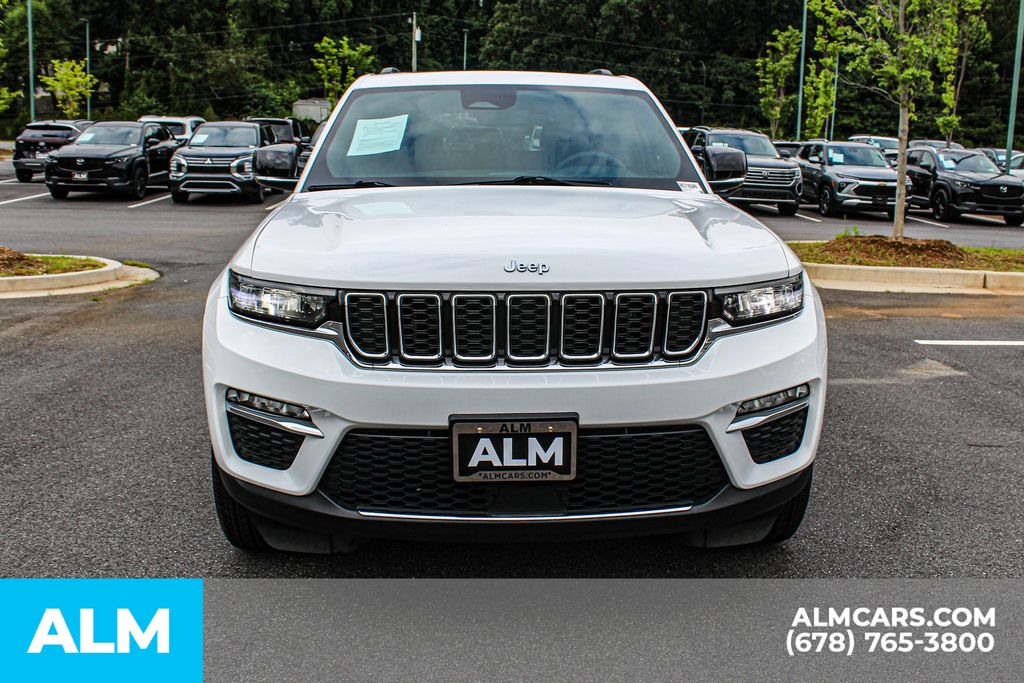Used 2024 White Jeep 4xe image 10