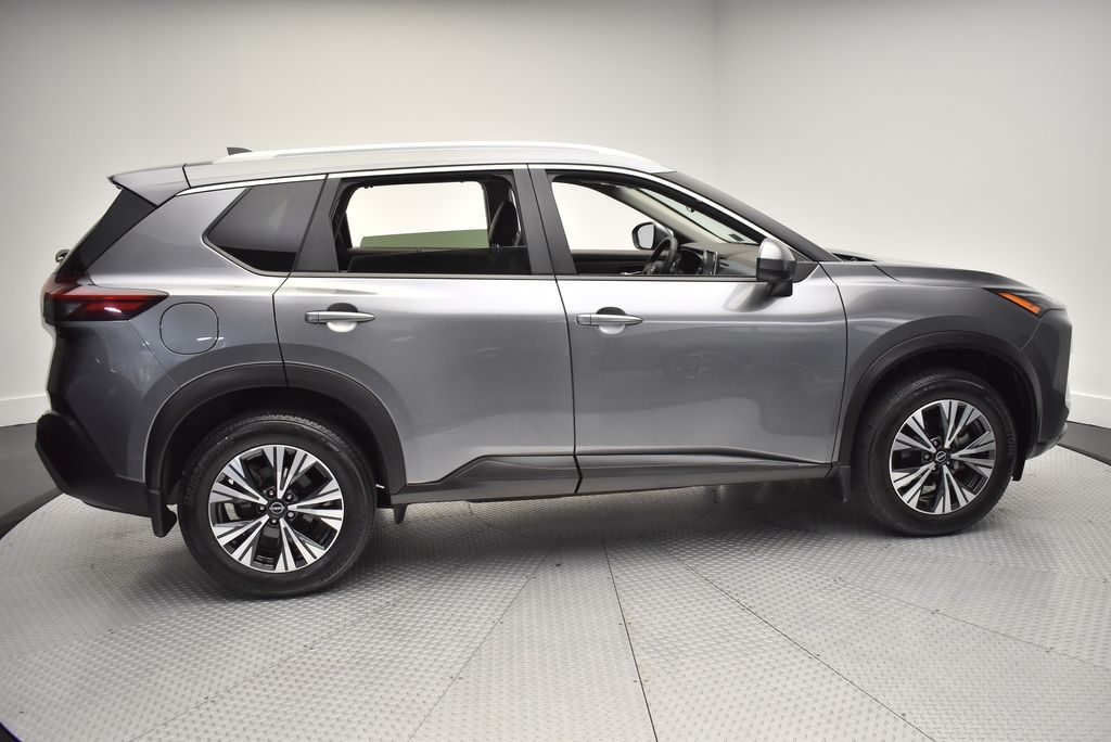 Thumbnail: 2023 Nissan Rogue - 4