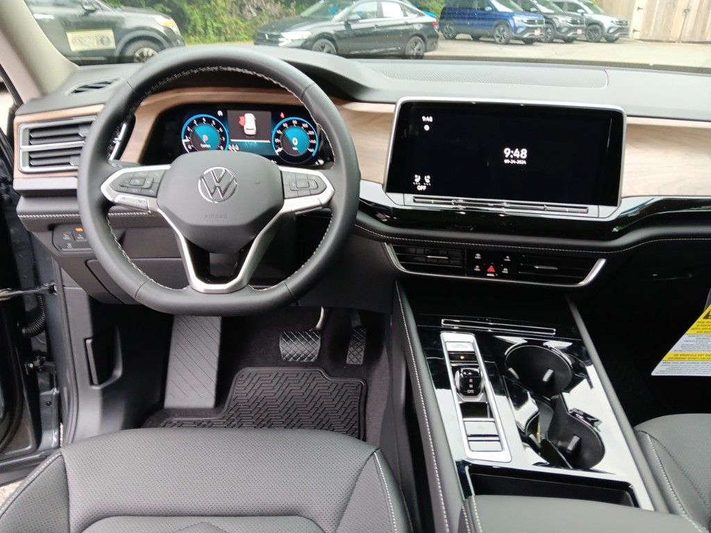 2024 Volkswagen Atlas 2.0T SE w/Technology 13