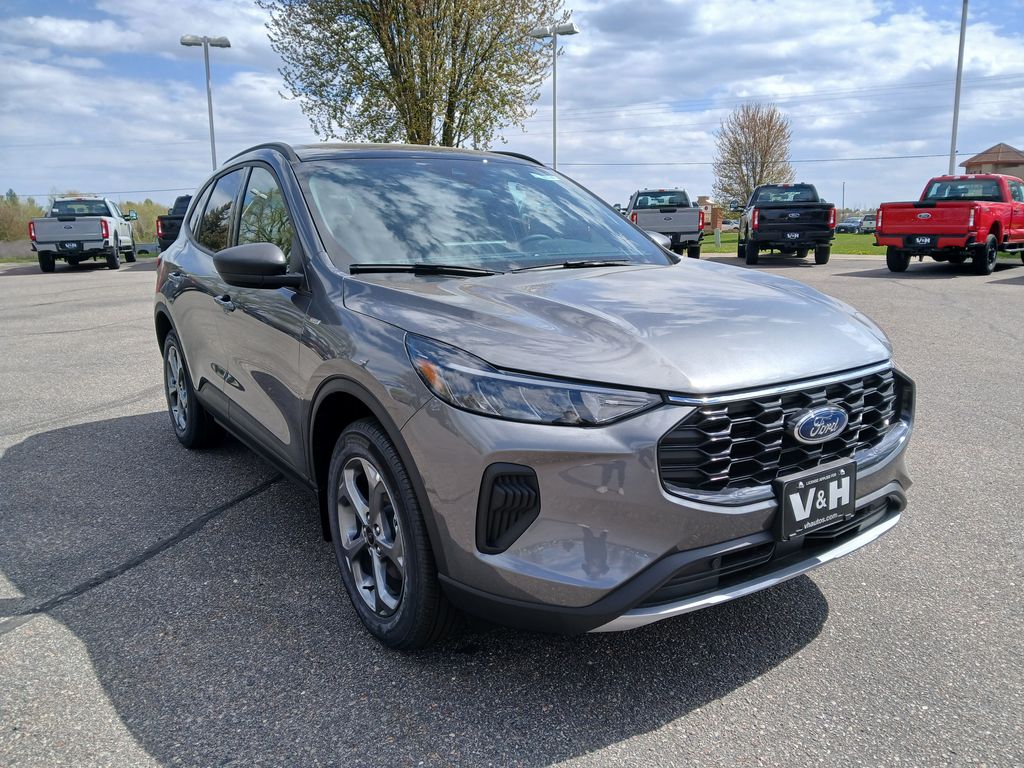 Carbonized Gray Metallic 2026 Ford Escape SUV / Crossover All-Wheel Drive 8-Speed Automatic