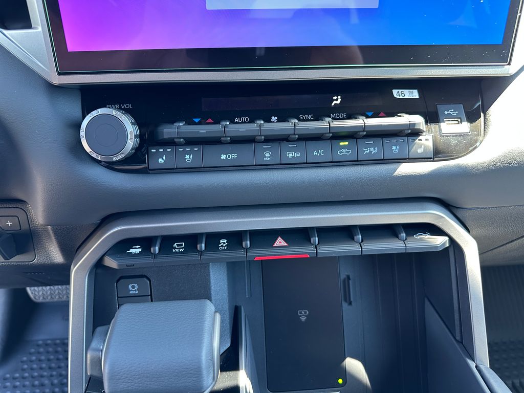 2026 Toyota Tundra Hybrid Platinum