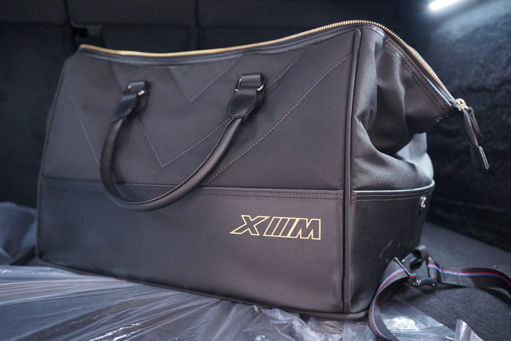 Thumbnail: 2026 BMW XM - 24