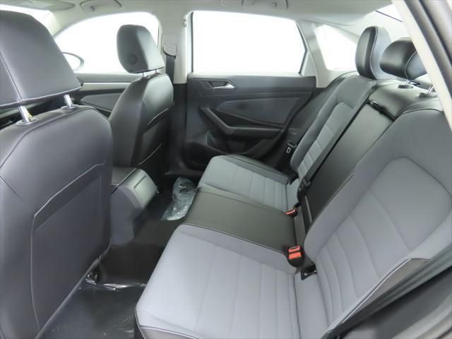 Thumbnail: 2026 Volkswagen Jetta - 21