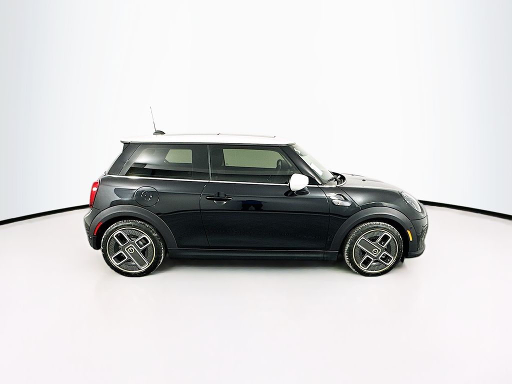 2024 MINI Cooper SE 4