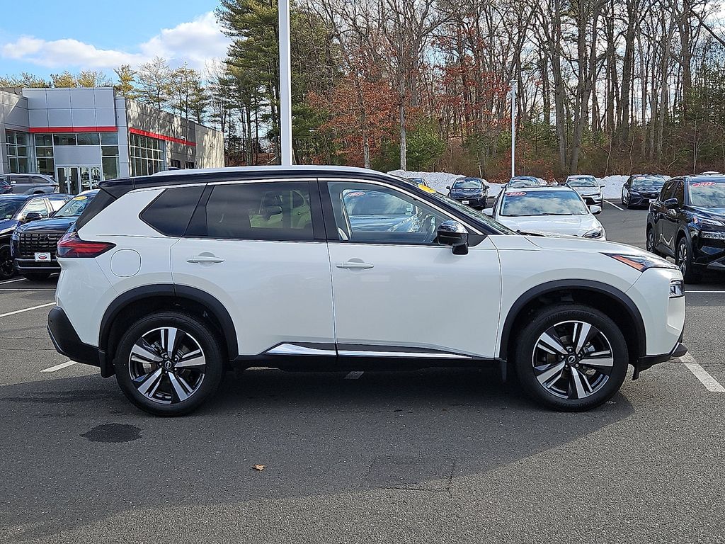 Thumbnail: 2023 Nissan Rogue - 8