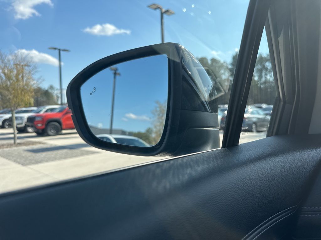 2025 Gun Metallic Nissan Murano SL AWD SUV
