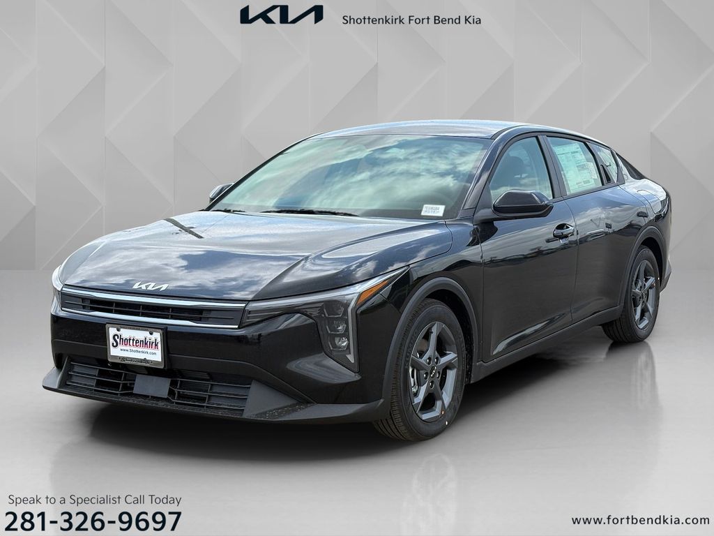2026 Kia K4 LXS AT's photo
