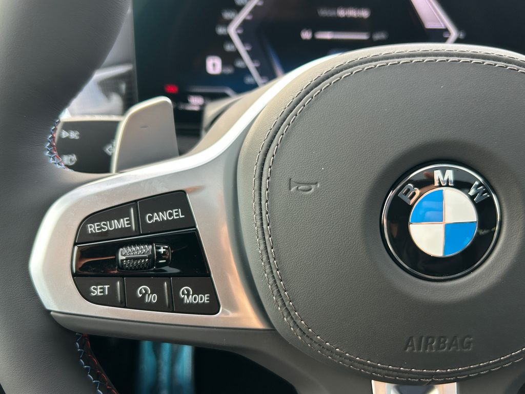 Thumbnail: 2027 BMW X6 - 19
