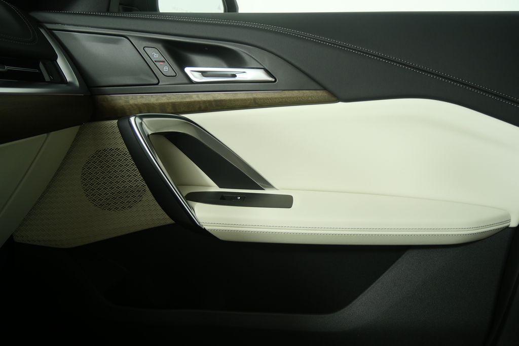 Thumbnail: 2026 BMW X1 - 25