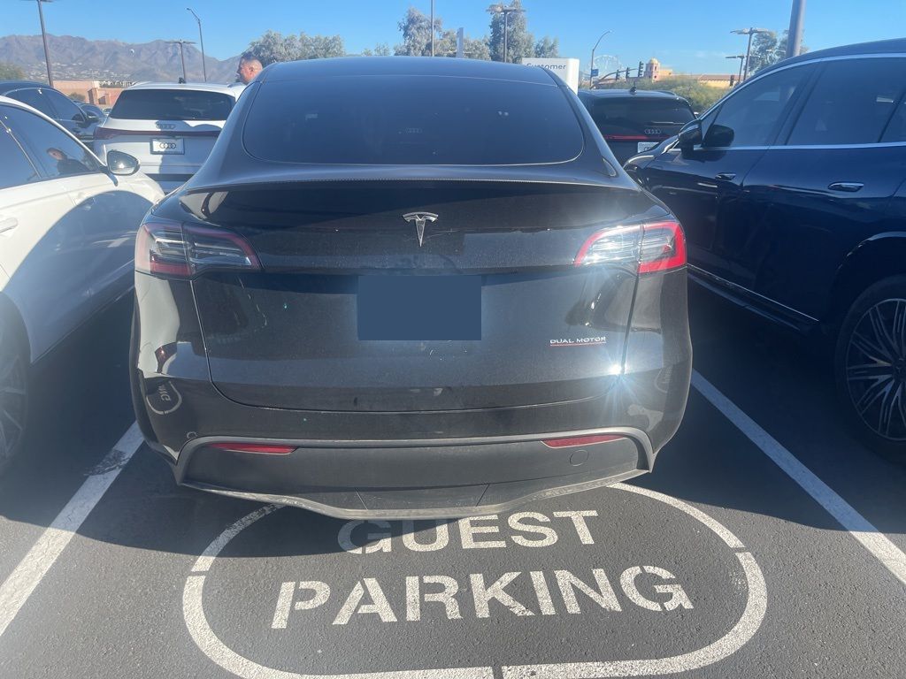 Thumbnail: 2024 Tesla Model Y - 4