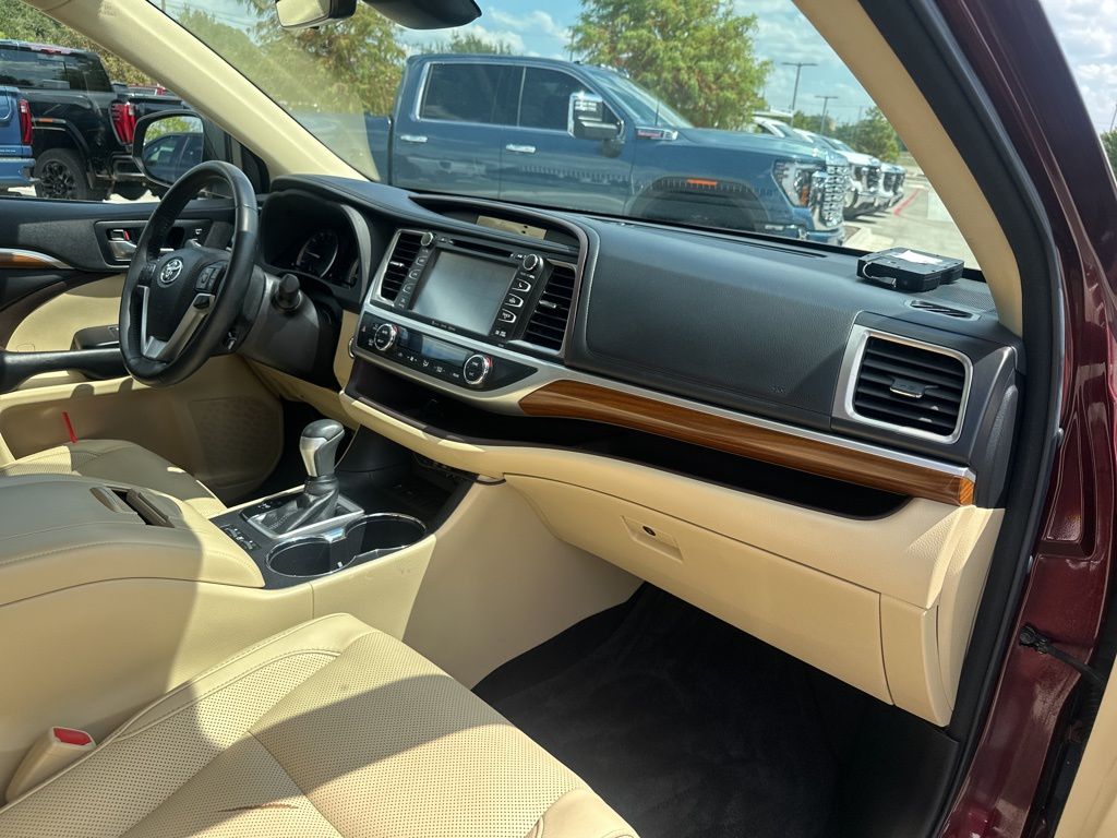 Used Car 2018 Toyota Highlander  Limited For Sale In Austin, Texas