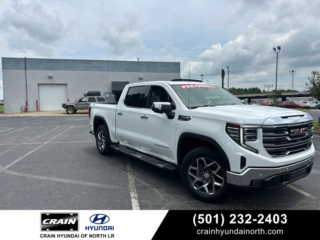 Summit White 2025 GMC Sierra 1500 SLT Crew Cab 4WD Pickup Truck Four-Wheel Drive Automatic