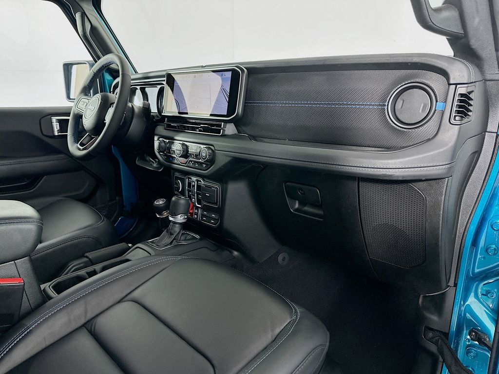 Thumbnail: 2024 Jeep Wrangler - 29