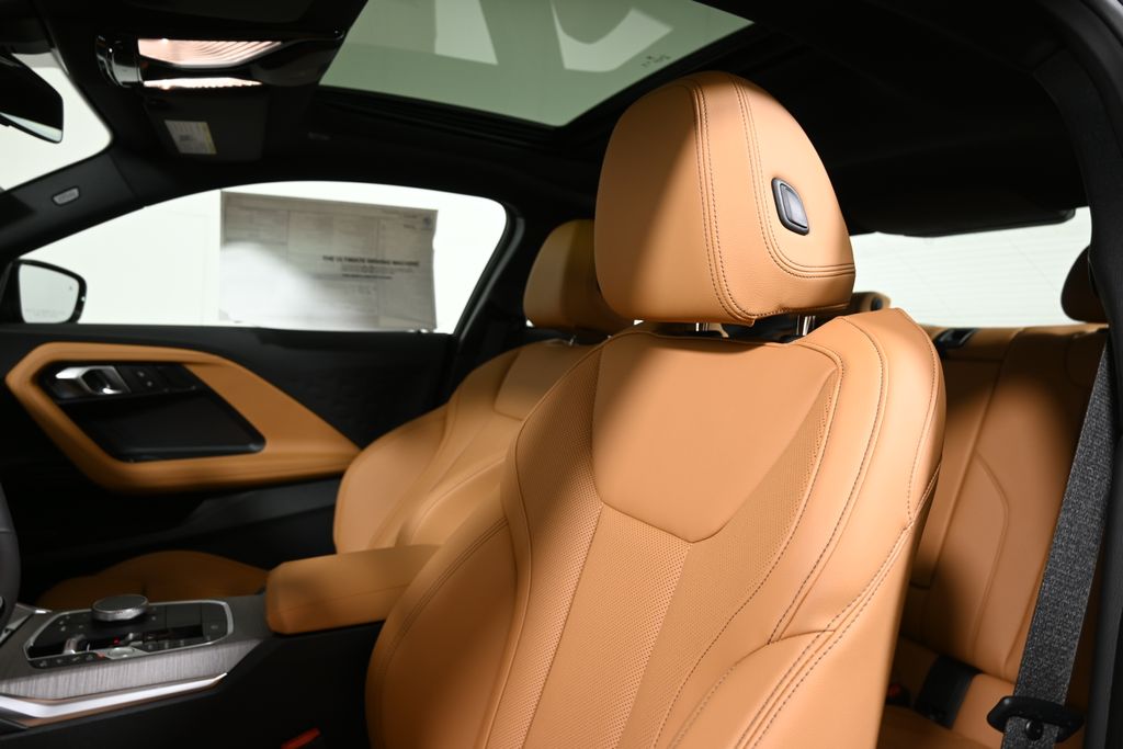 Thumbnail: 2026 BMW 2 Series - 16