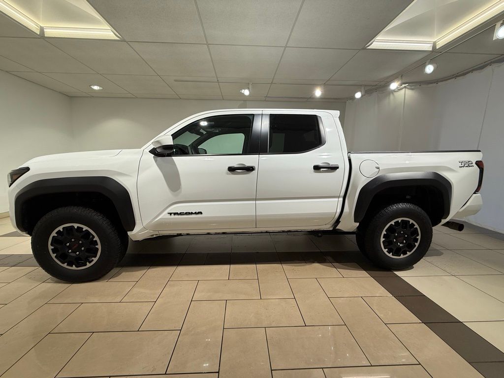Thumbnail: 2025 Toyota Tacoma - 2