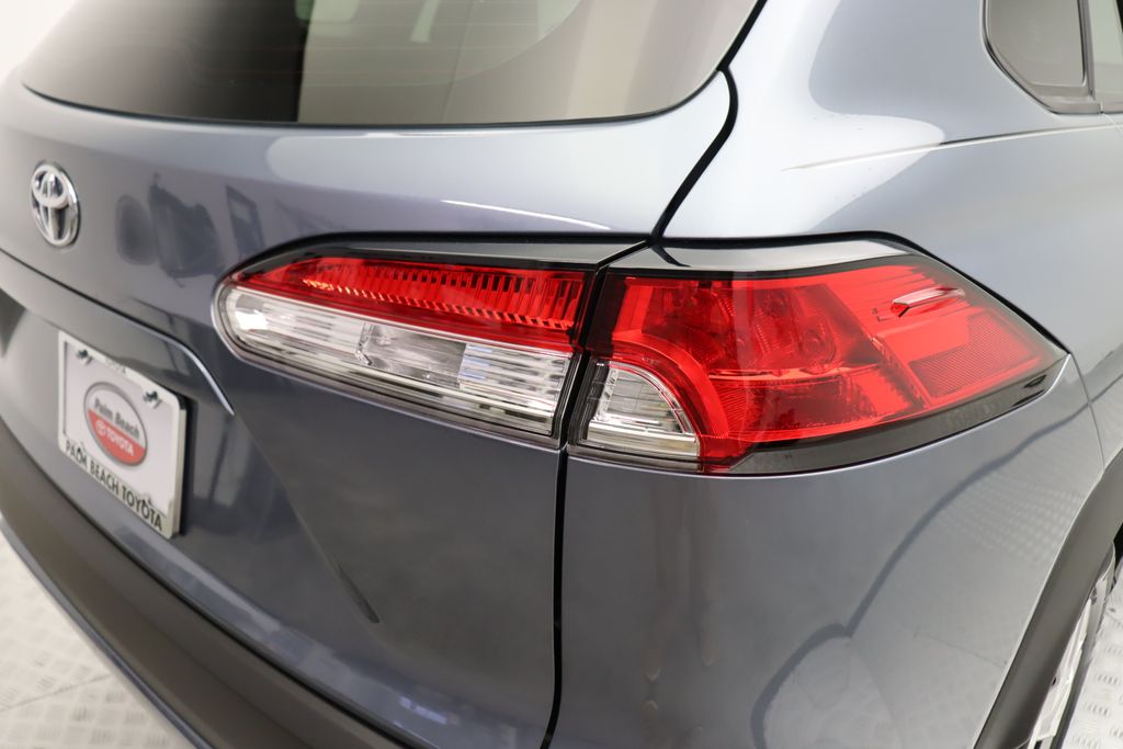 Thumbnail: 2024 Toyota Corolla Cross - 9