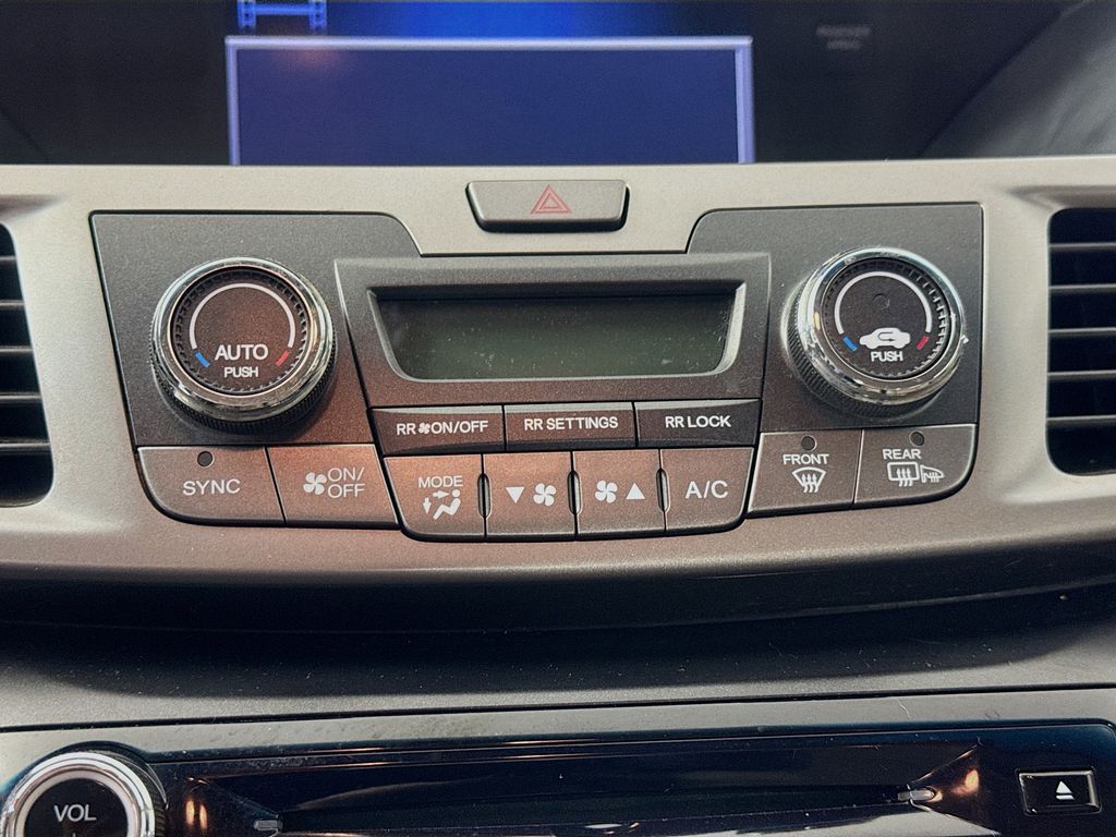 Used Car 2016 Honda Odyssey  Se For Sale Under $15,000 In Austin, Texas