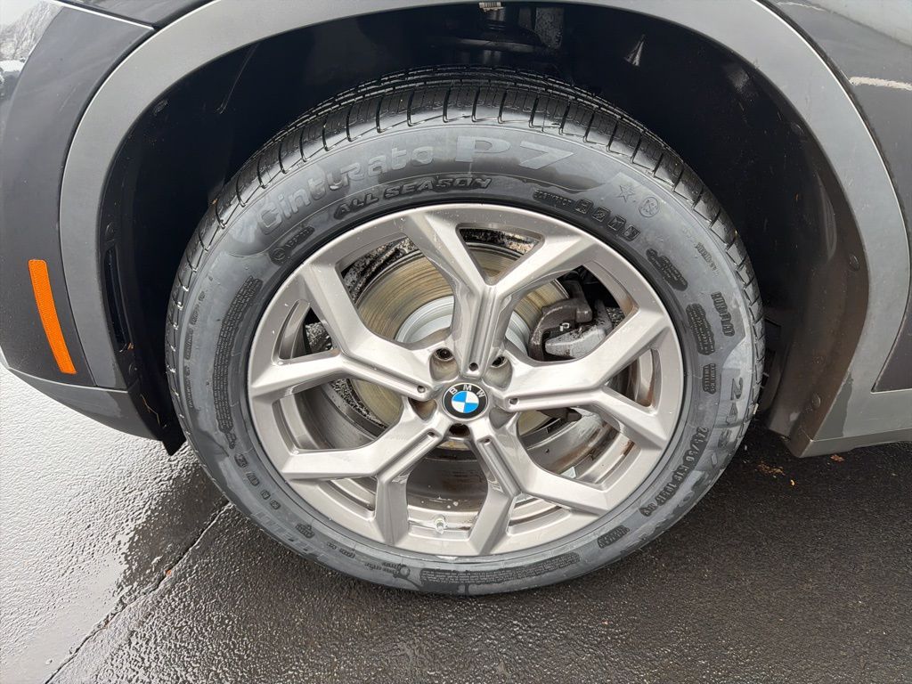 Thumbnail: 2022 BMW X3 - 10