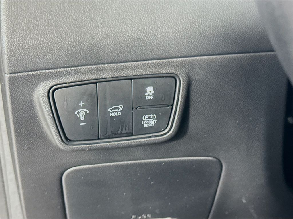 Used Car 2023 Hyundai Tucson Hybrid  Limited For Sale Under $30,000 In Austin, Texas