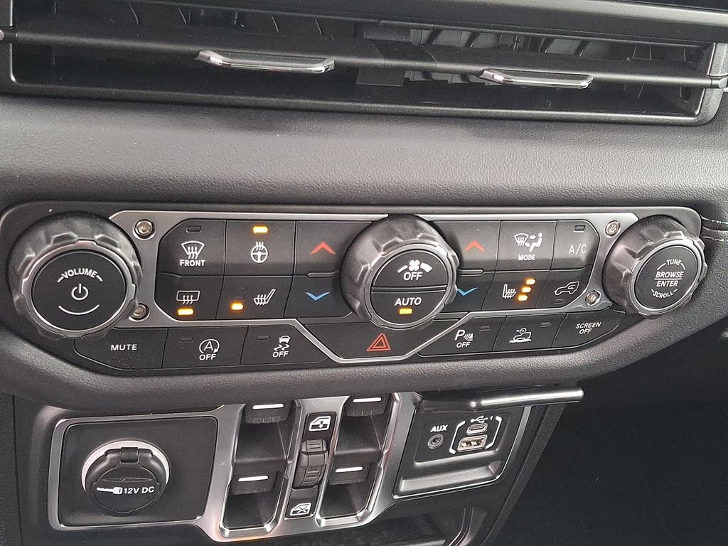 New 2026 Jeep Wrangler SUV