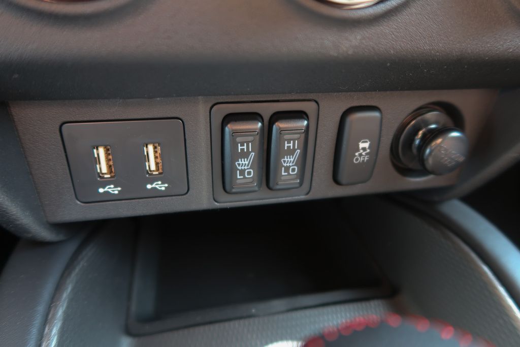 2026 Mitsubishi Outlander Sport 2.0 LE